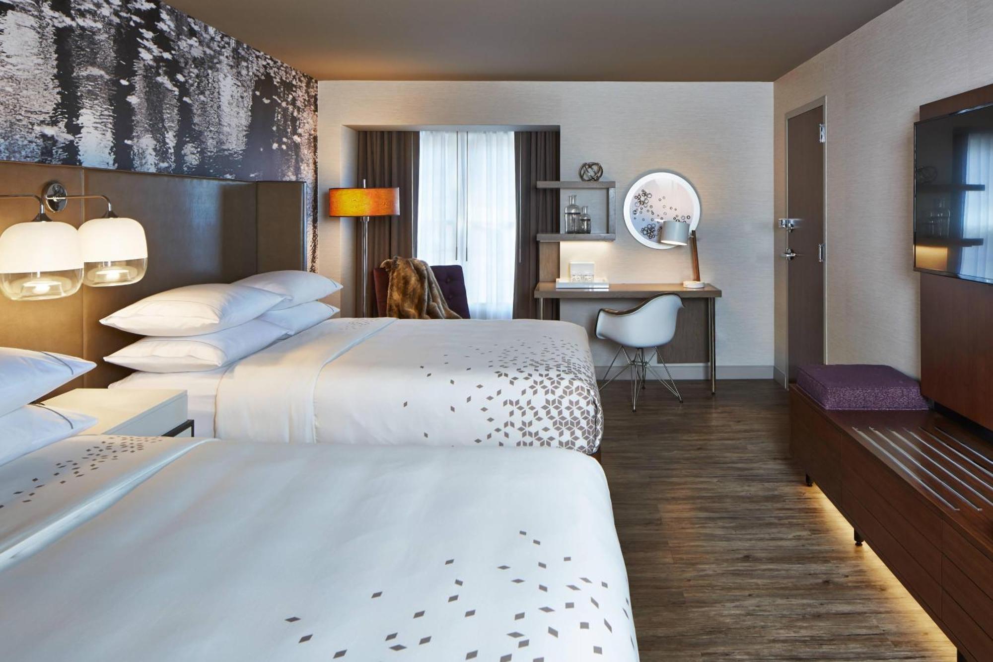 The Del Monte Lodge Renaissance Rochester Hotel&Spa Buitenkant foto