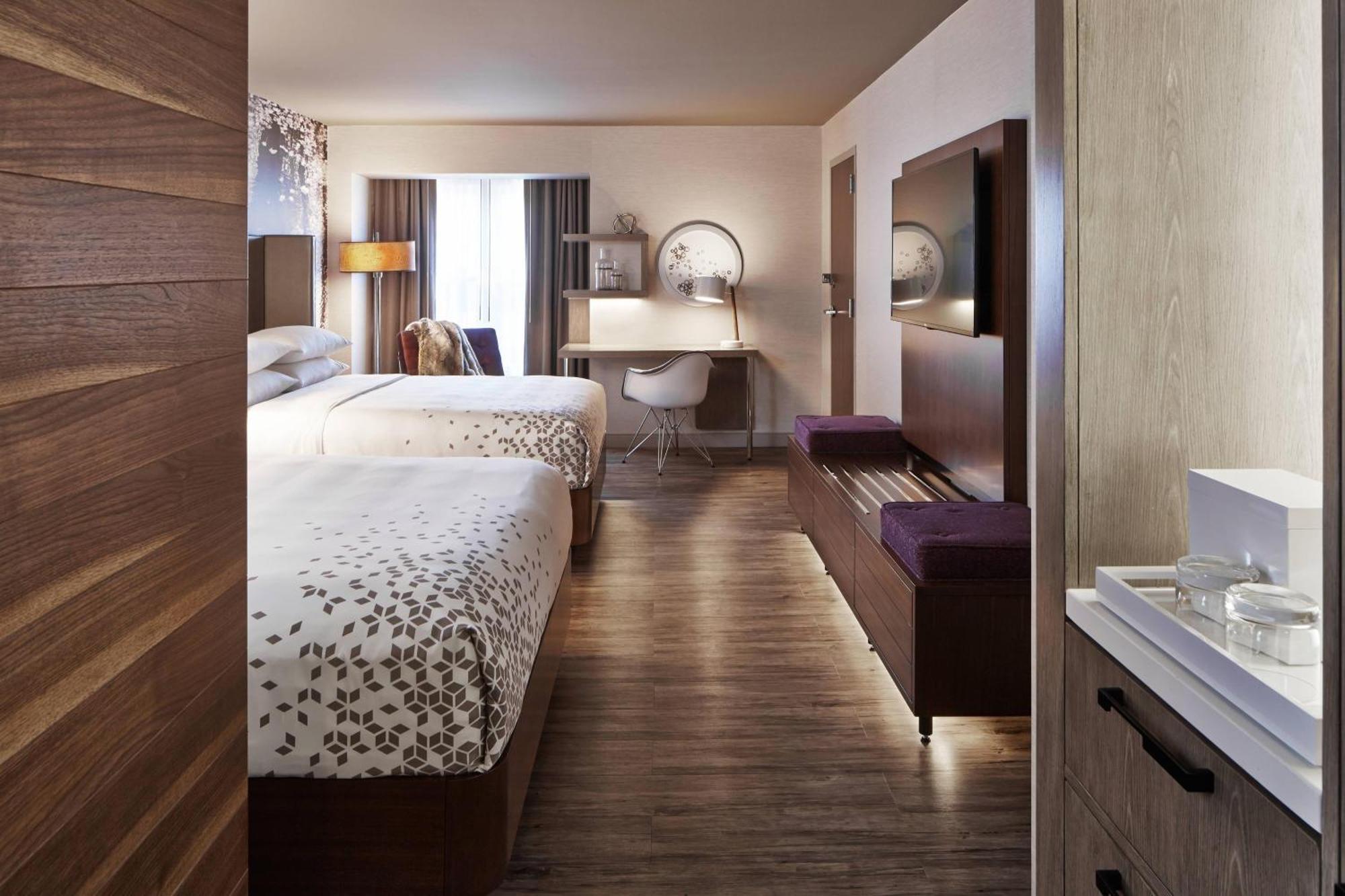 The Del Monte Lodge Renaissance Rochester Hotel&Spa Buitenkant foto