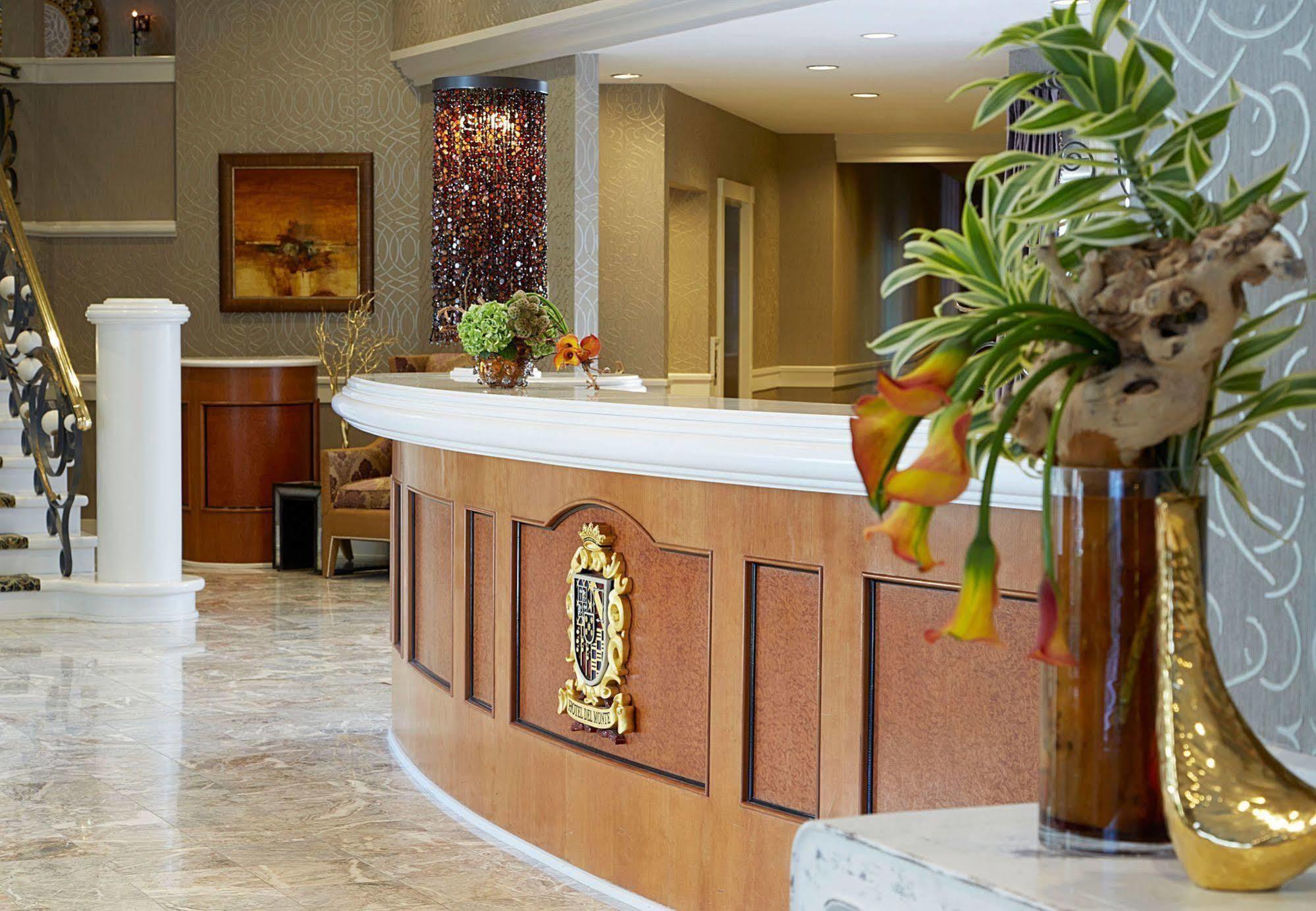 The Del Monte Lodge Renaissance Rochester Hotel&Spa Buitenkant foto